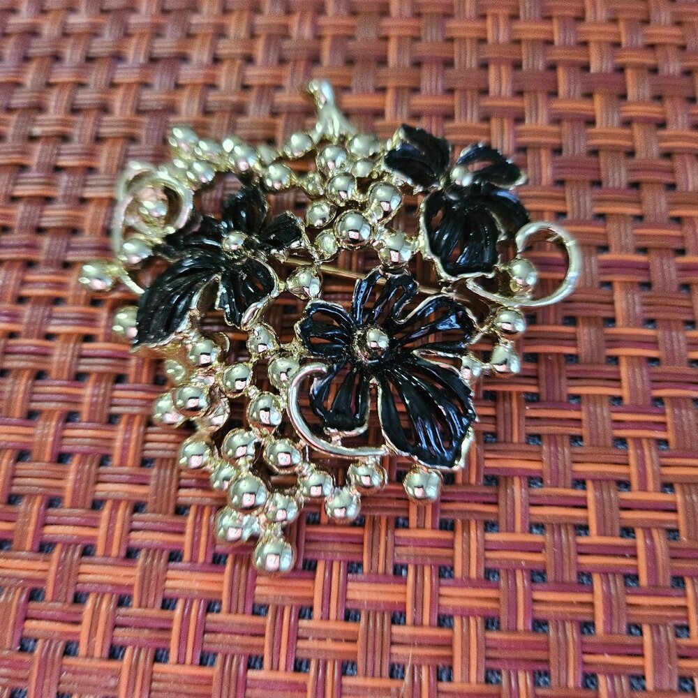 Sarah Coventry Black Enamel Flower with Grapes Brooch